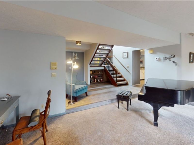 1939 Pine Drive , Kent, OH 44240 Photo 8