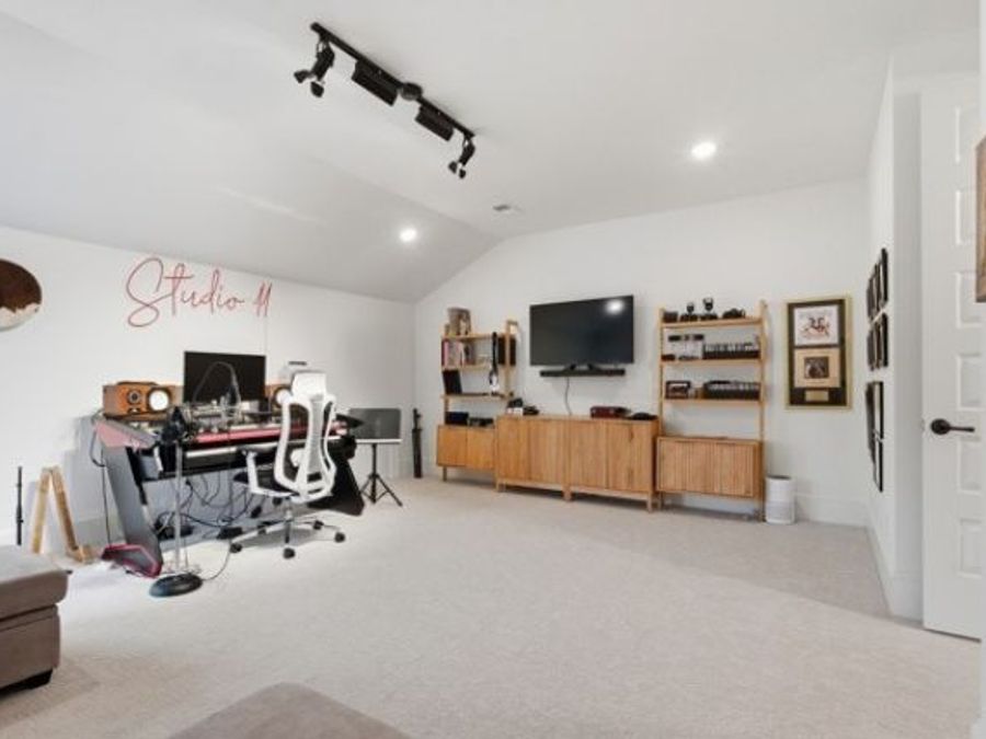 Property Image 51