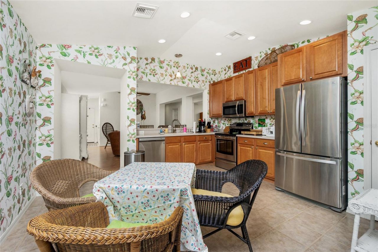 13136 SW Pembroke Circle N, Lake Suzy, FL 34269 Photo