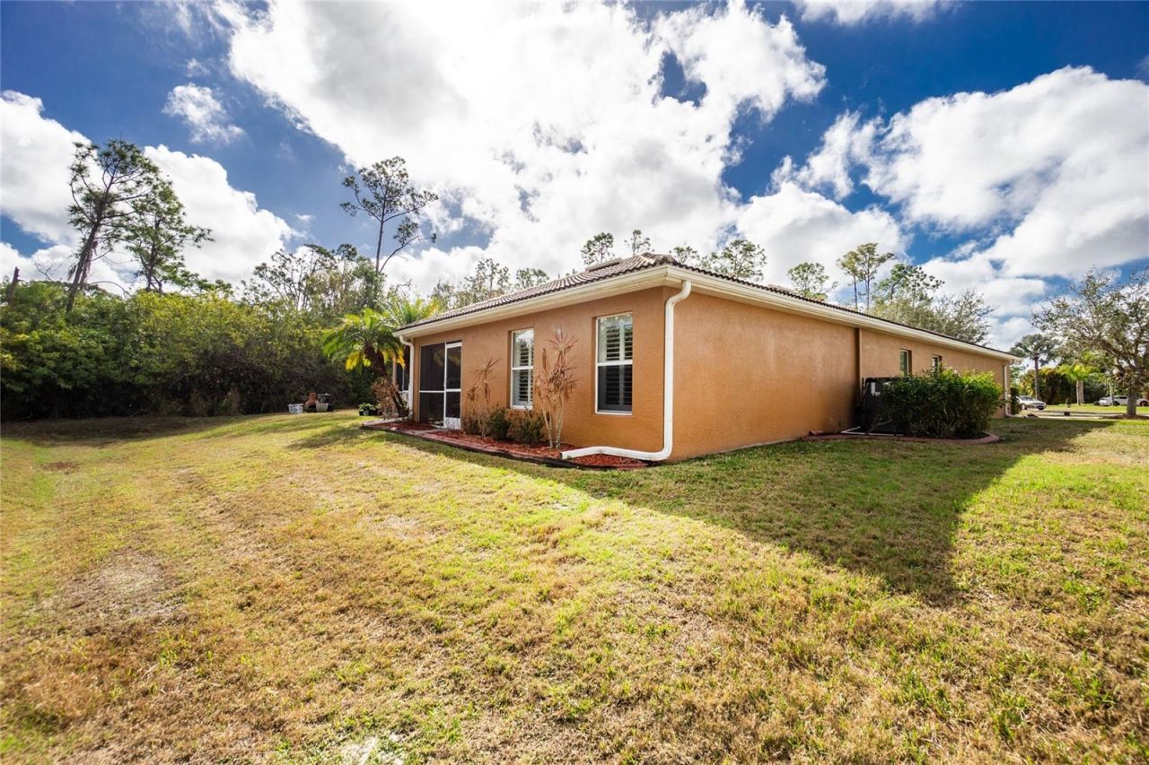 13136 SW Pembroke Circle N, Lake Suzy, FL 34269 Photo