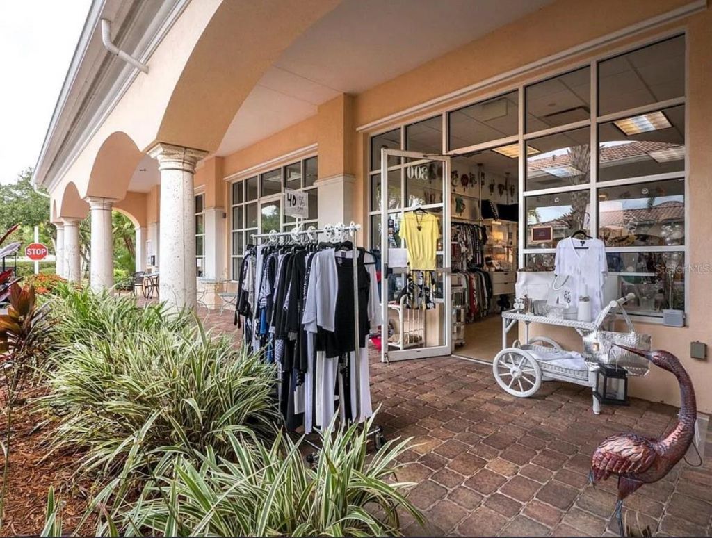 7753 Bergamo Avenue , Sarasota, FL 34238 Photo