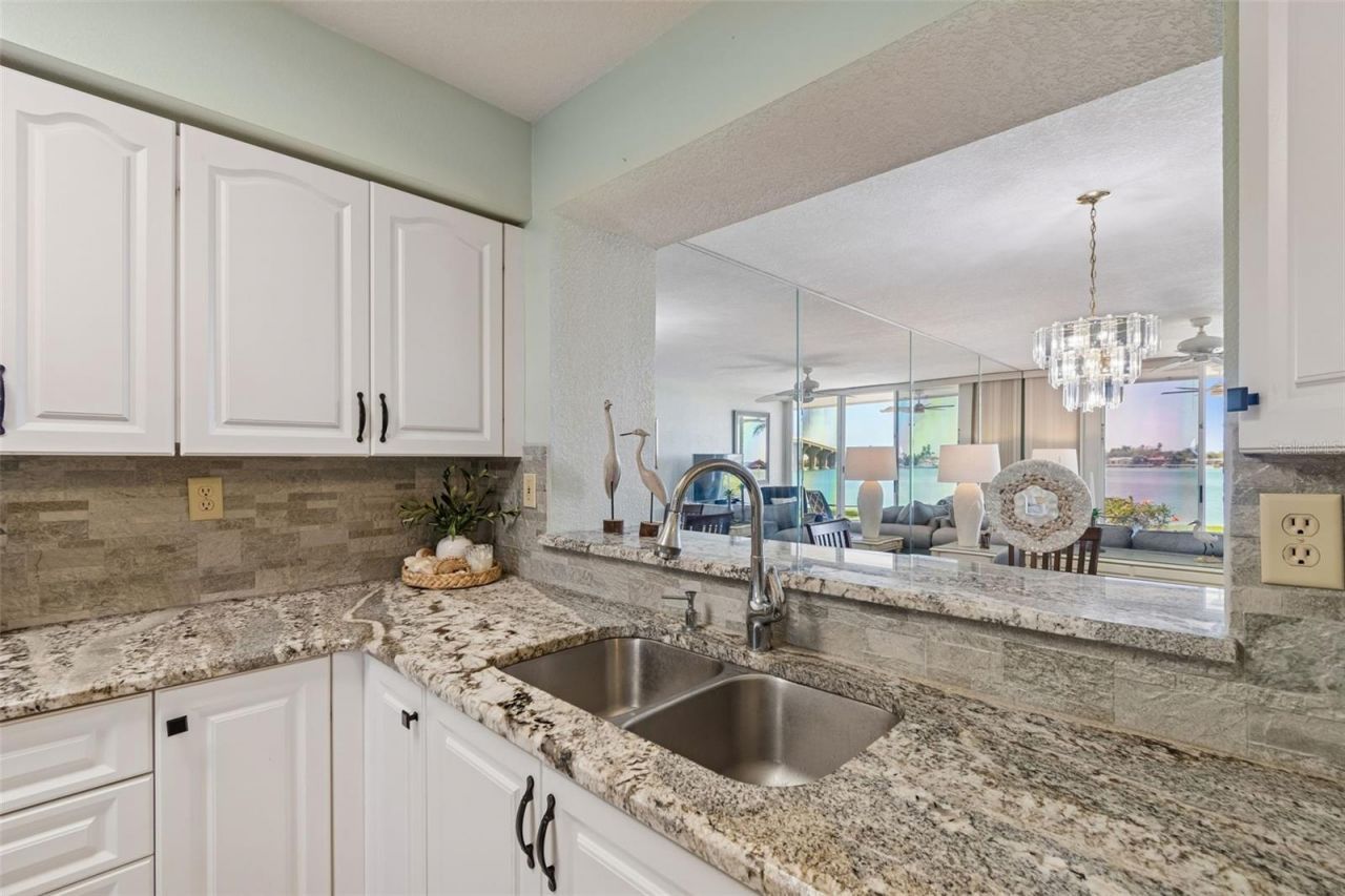 5801 Bahia Del Mar Circle, Unit 114, Saint Petersburg, FL 33715 Photo