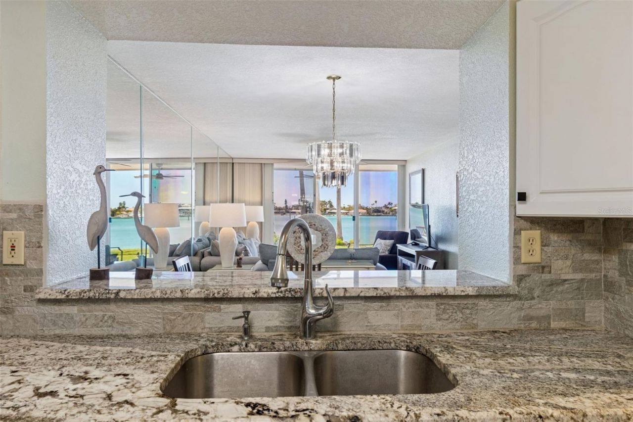 5801 Bahia Del Mar Circle, Unit 114, Saint Petersburg, FL 33715 Photo