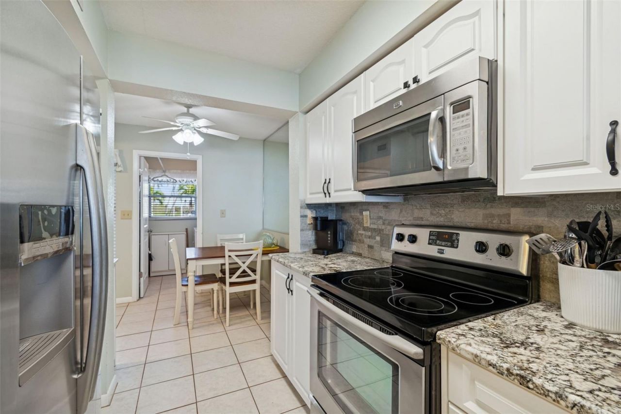 5801 Bahia Del Mar Circle, Unit 114, Saint Petersburg, FL 33715 Photo