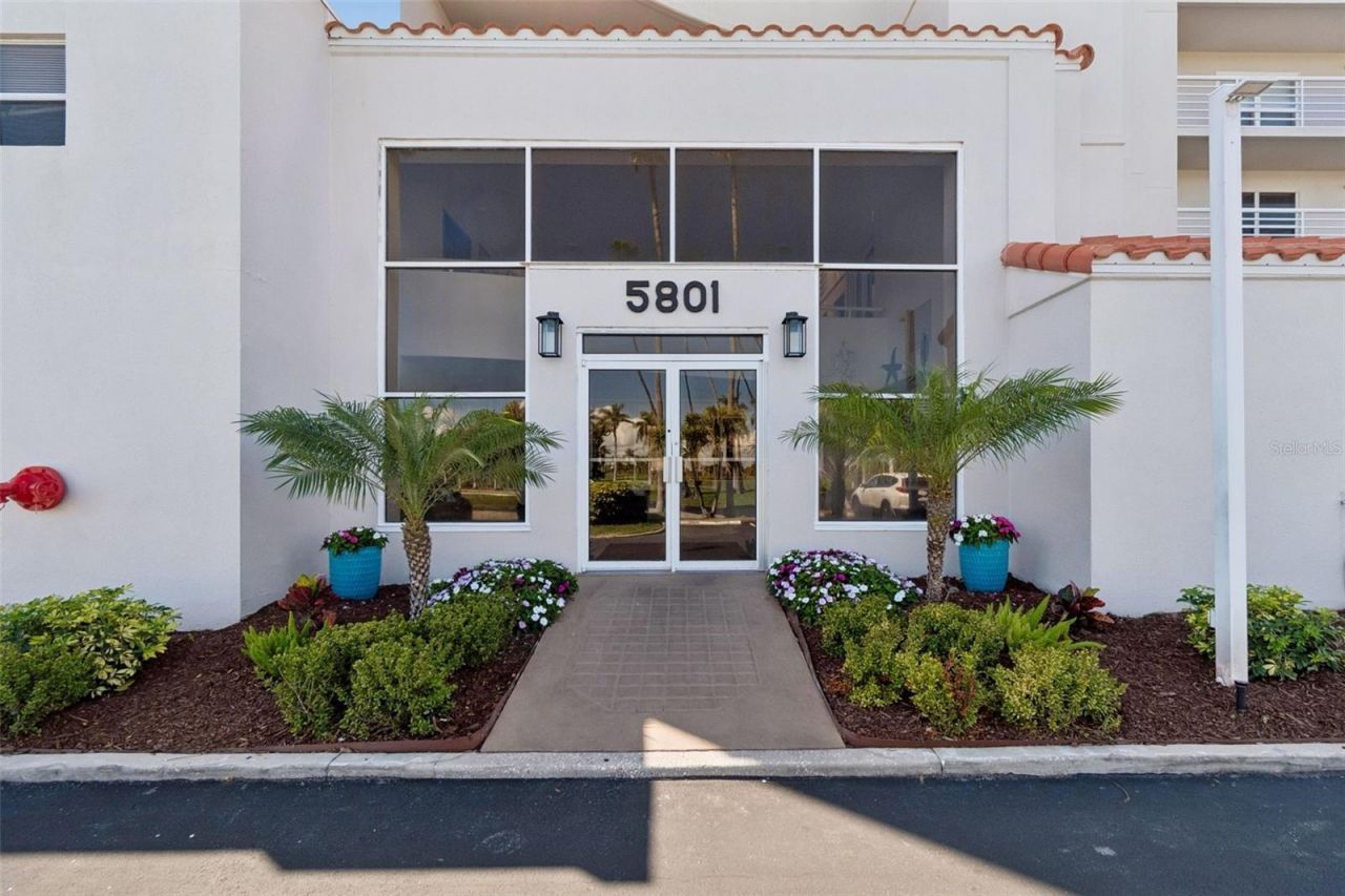 5801 Bahia Del Mar Circle, Unit 114, Saint Petersburg, FL 33715 Photo