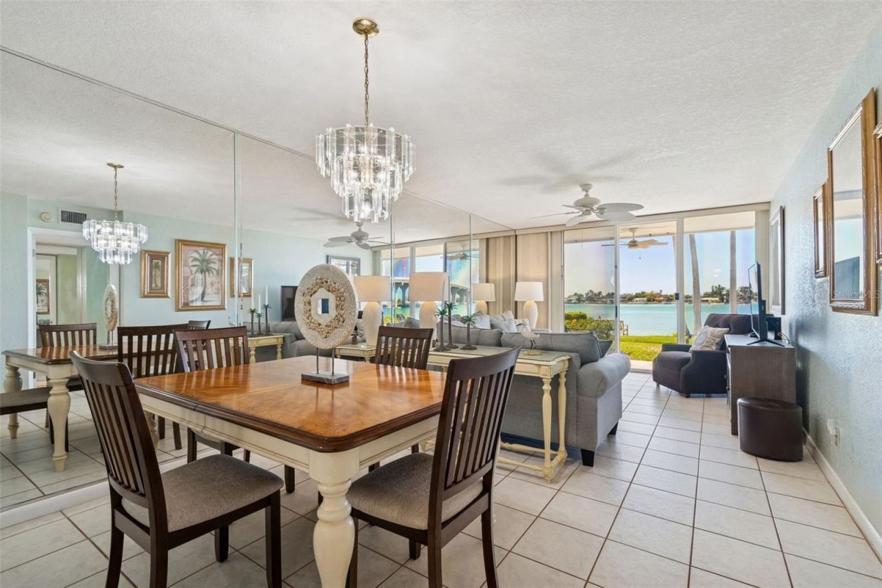 5801 Bahia Del Mar Circle, Unit 114, Saint Petersburg, FL 33715 Photo