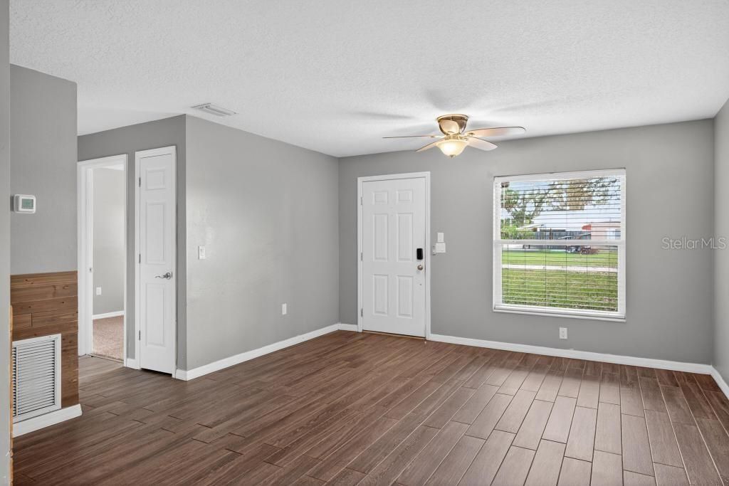 42210 W Lakeview Drive , Altoona, FL 32702 Photo