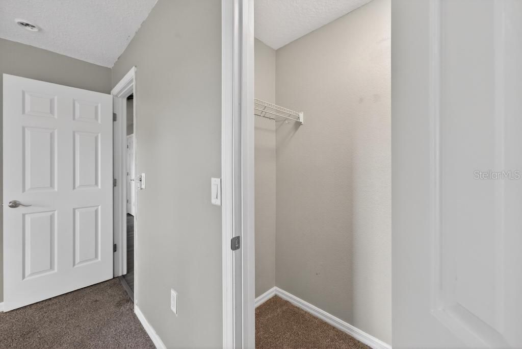 42210 W Lakeview Drive, Altoona, FL 32702 Photo