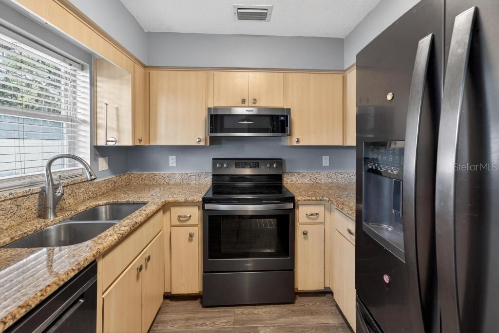 42210 W Lakeview Drive , Altoona, FL 32702 Photo