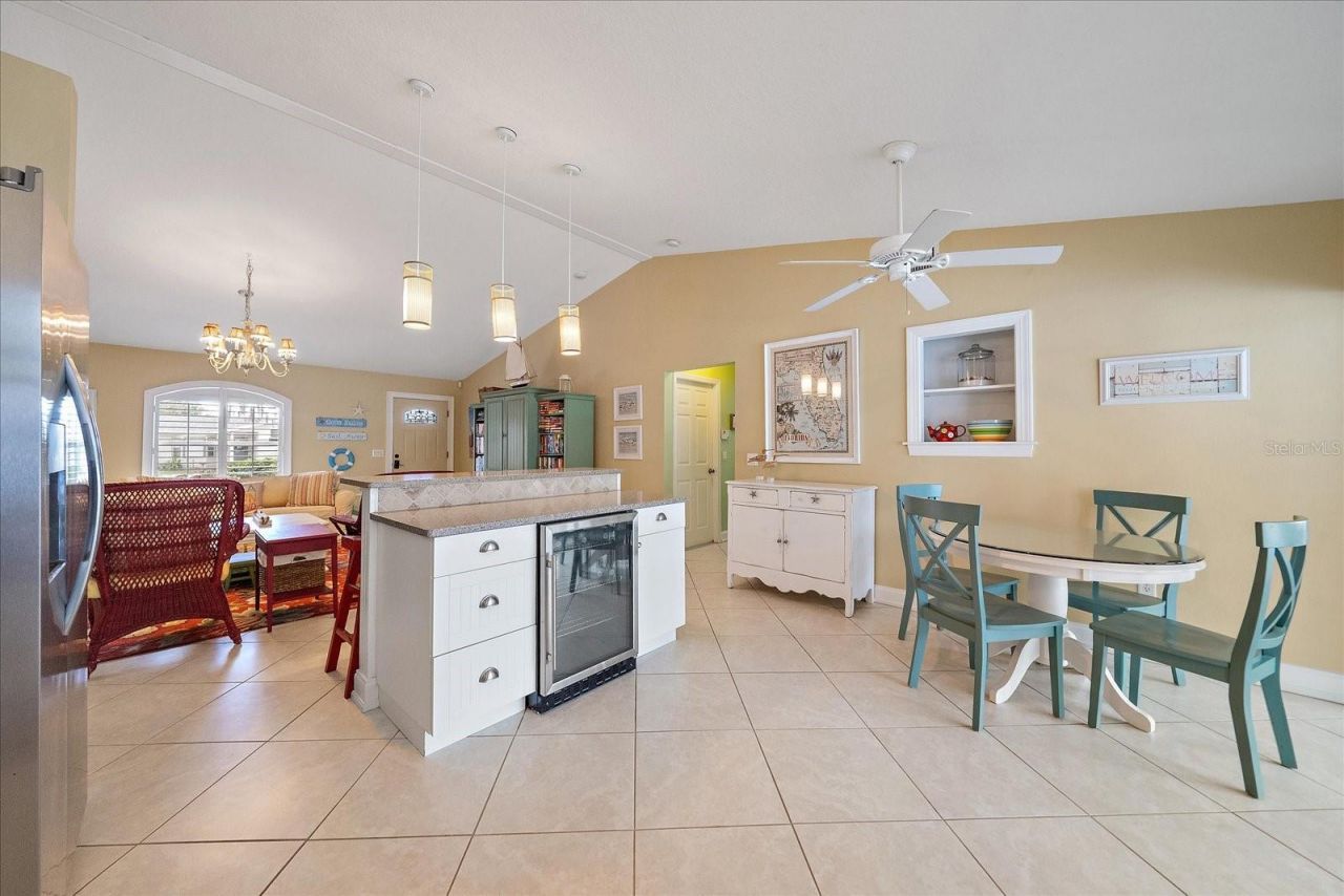 2843 New England Street, Sarasota, FL 34231 Photo