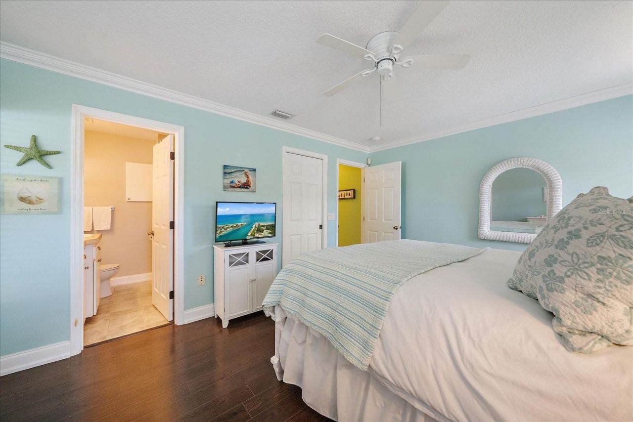 2843 New England Street, Sarasota, FL 34231 Photo