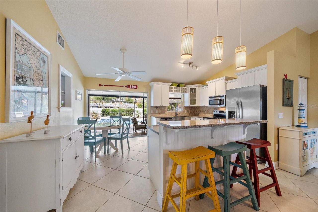 2843 New England Street, Sarasota, FL 34231 Photo