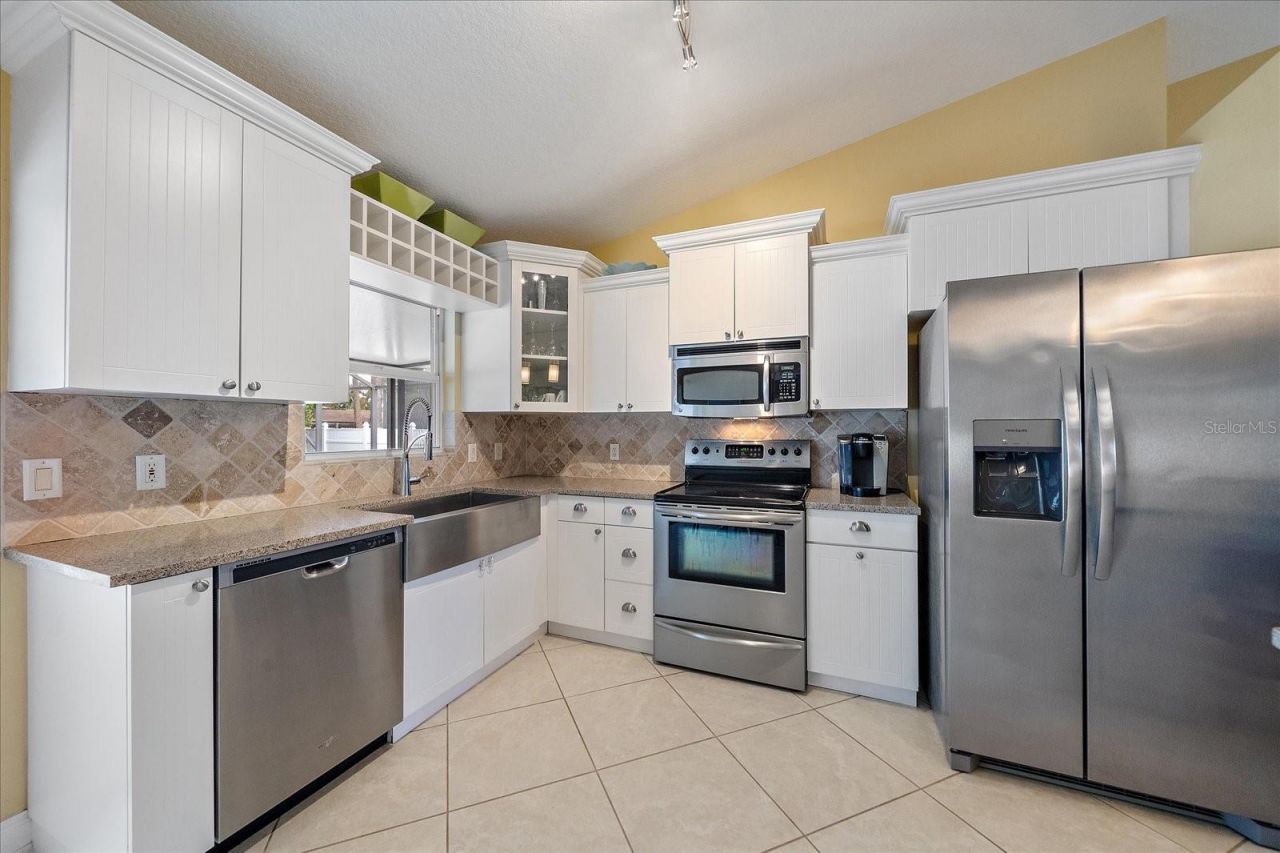 2843 New England Street, Sarasota, FL 34231 Photo