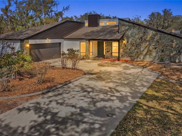 3033 WISTER CIRCLE, VALRICO, FL 33596