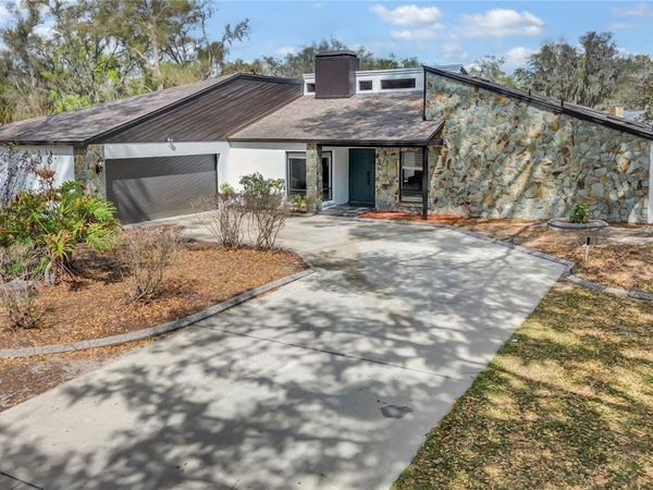 3033 WISTER CIRCLE, VALRICO, FL 33596