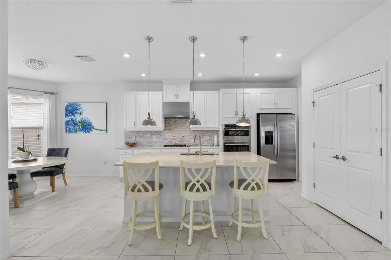 5810 Fieldmoor Court, Palmetto, FL 34221 Photo