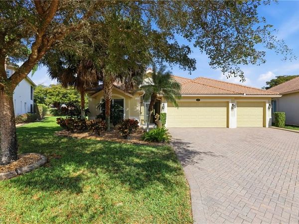 13818 Farnese DR , ESTERO, FL 33928