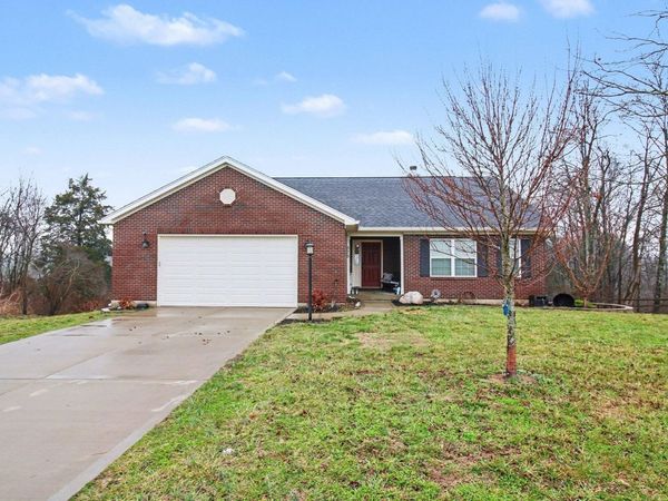 575 Claiborne Drive, Dry Ridge, KY 41035