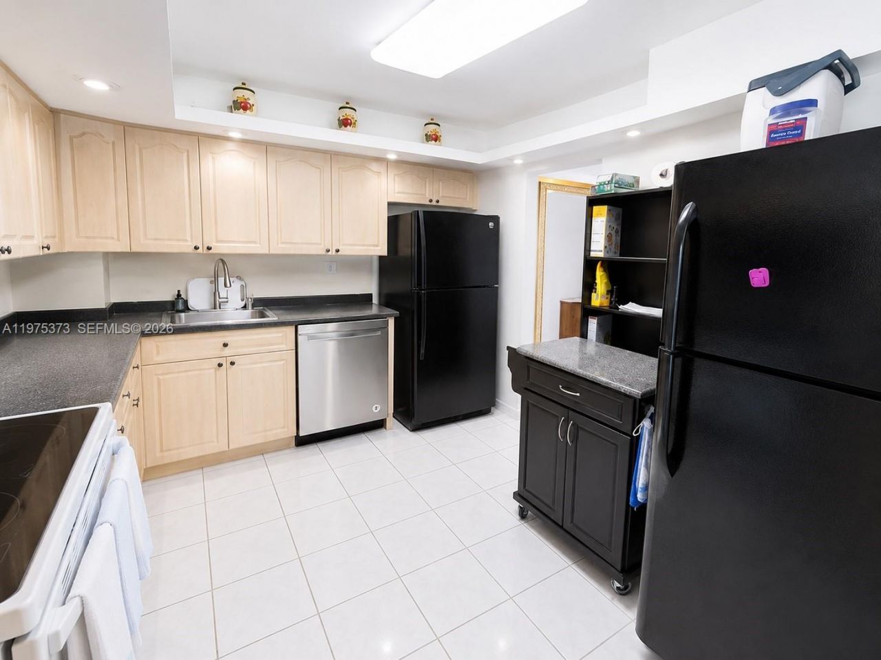 3180 S Ocean Dr, Unit 201, Hallandale Beach, FL 33009 Photo