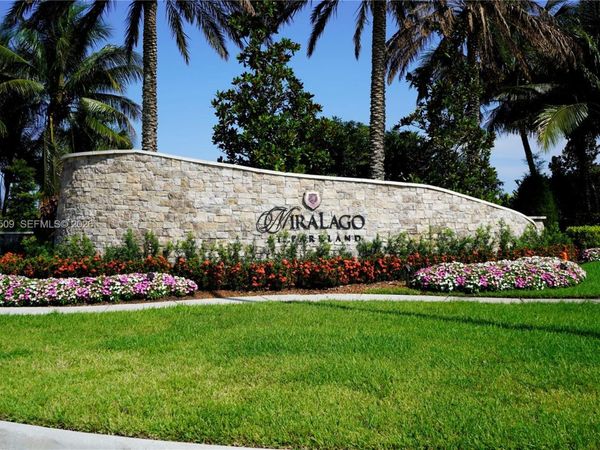 9701 Blue Isle Bay , Parkland, FL 33076