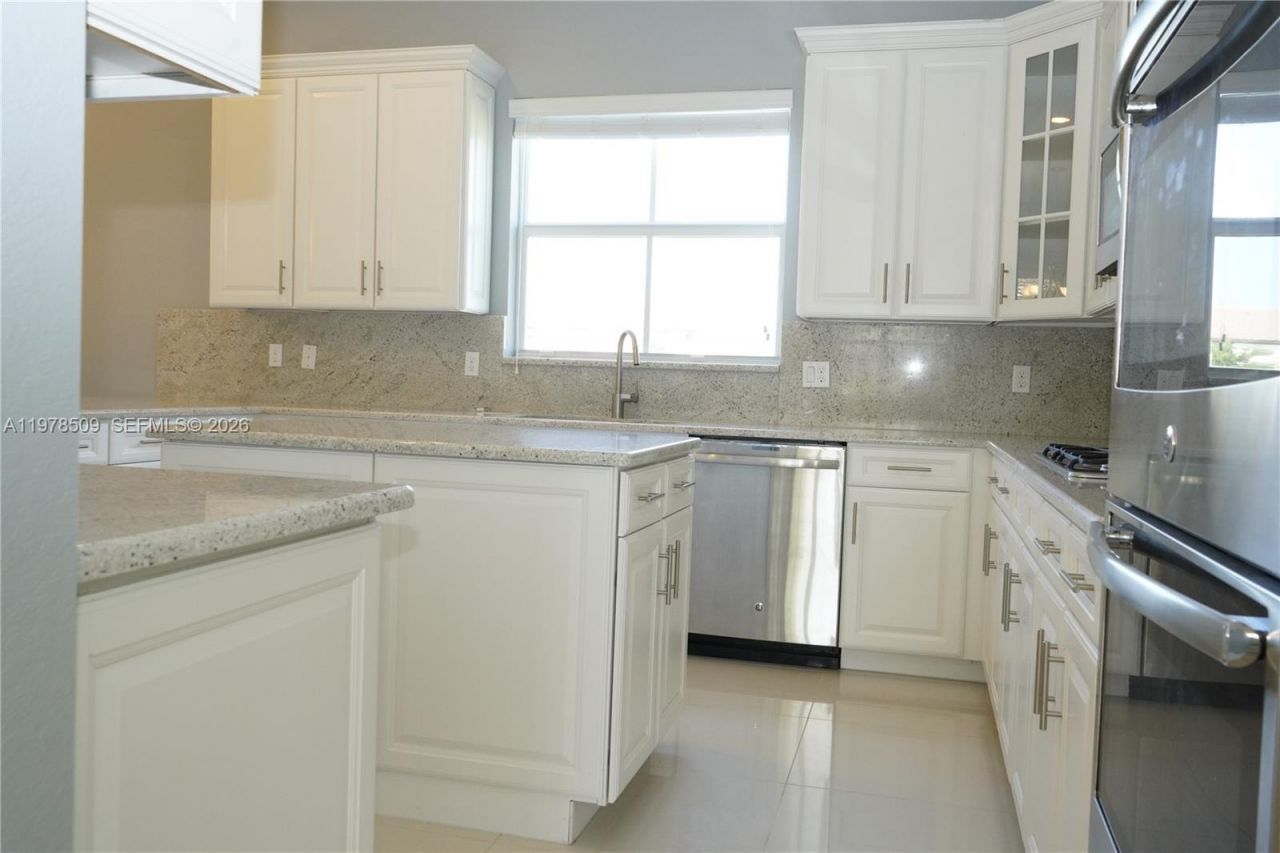 9701 Blue Isle Bay , Parkland, FL 33076 Photo