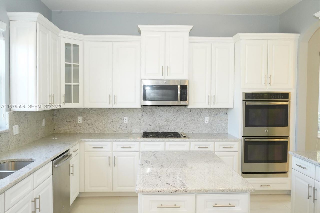 9701 Blue Isle Bay , Parkland, FL 33076 Photo