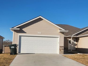 1059 N 170 Avenue, Omaha, NE 68118