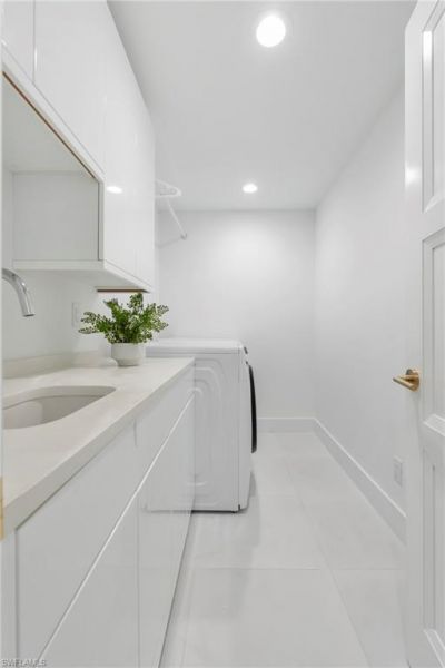 888 10th St S, Unit 101, Naples, FL 34102 Photo