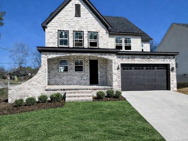 2011 Paige Meadows Court, Hixson, TN 37343
