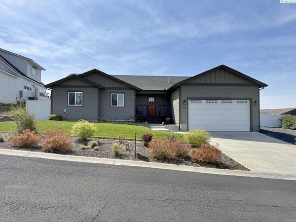 504 Harvest Loop, Palouse, WA 99161