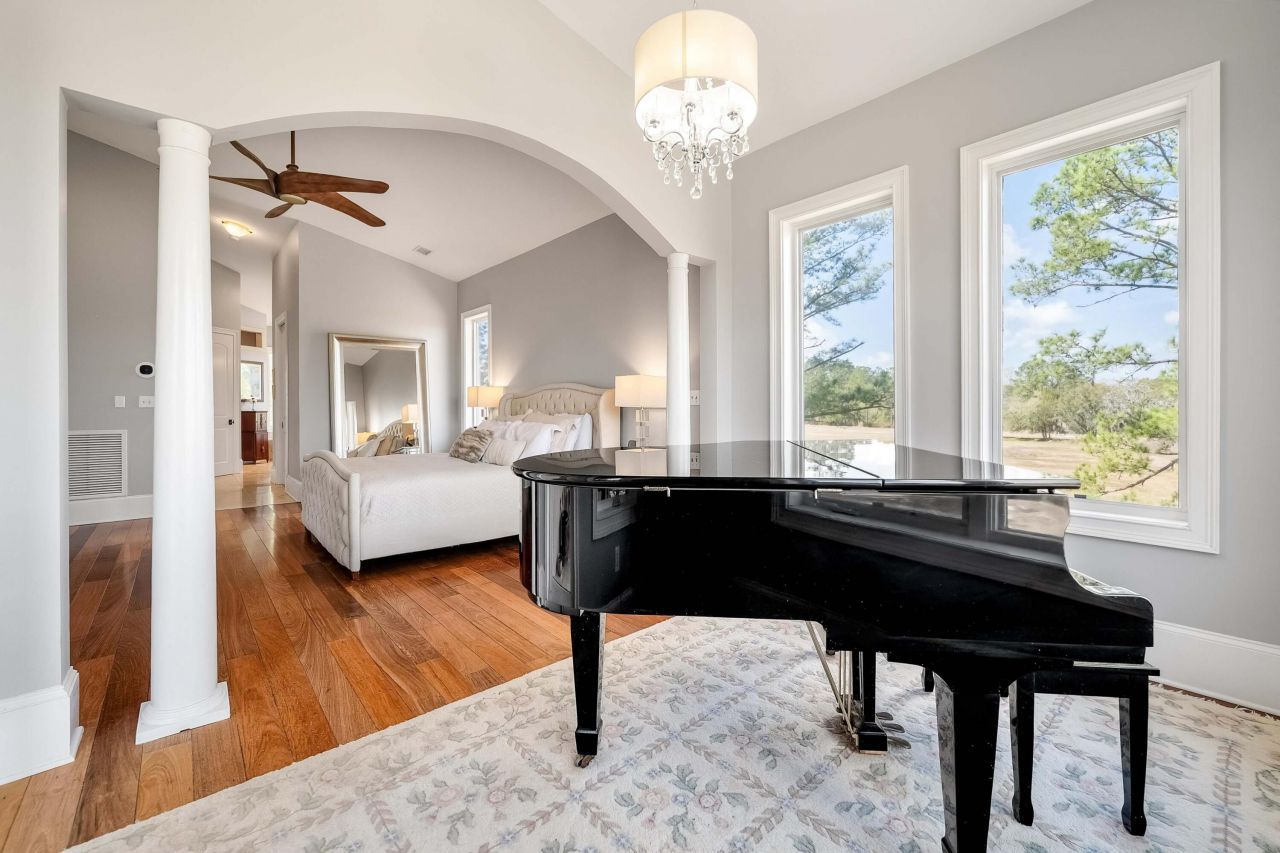 6411 China Back Lane Photo 22