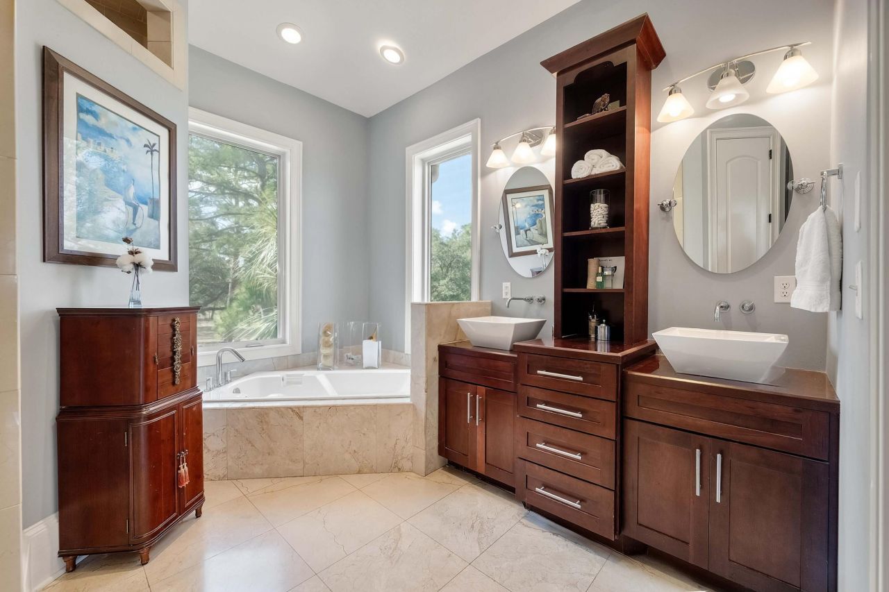 6411 China Back Lane Photo 23