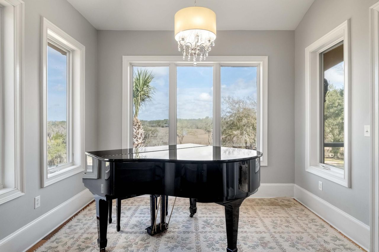 6411 China Back Lane Photo 26