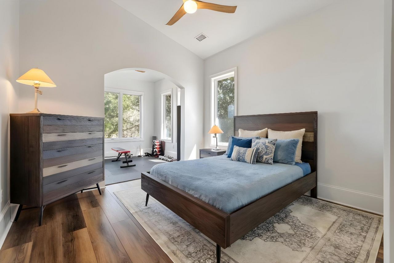 6411 China Back Lane Photo 31