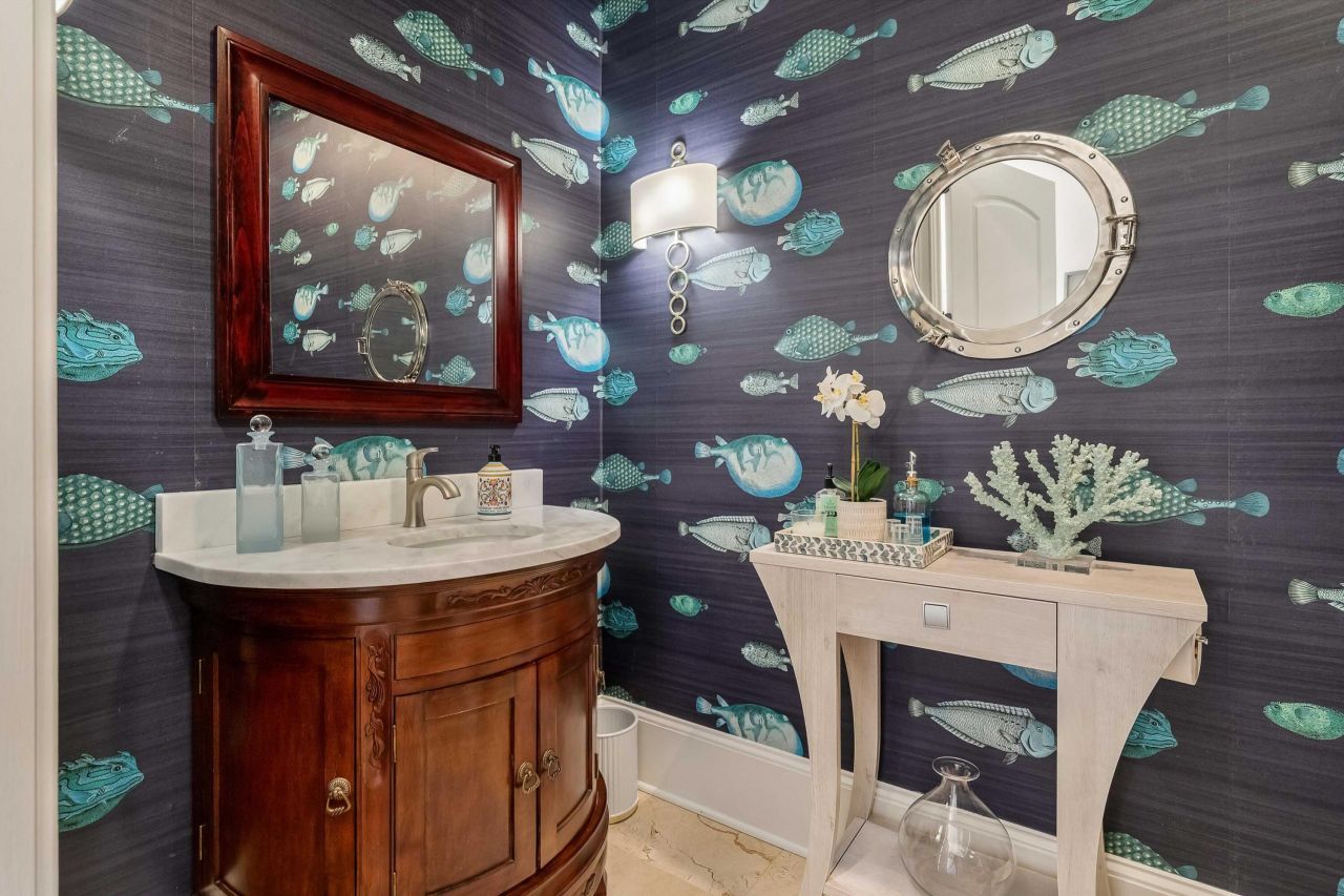 6411 China Back Lane Photo 35