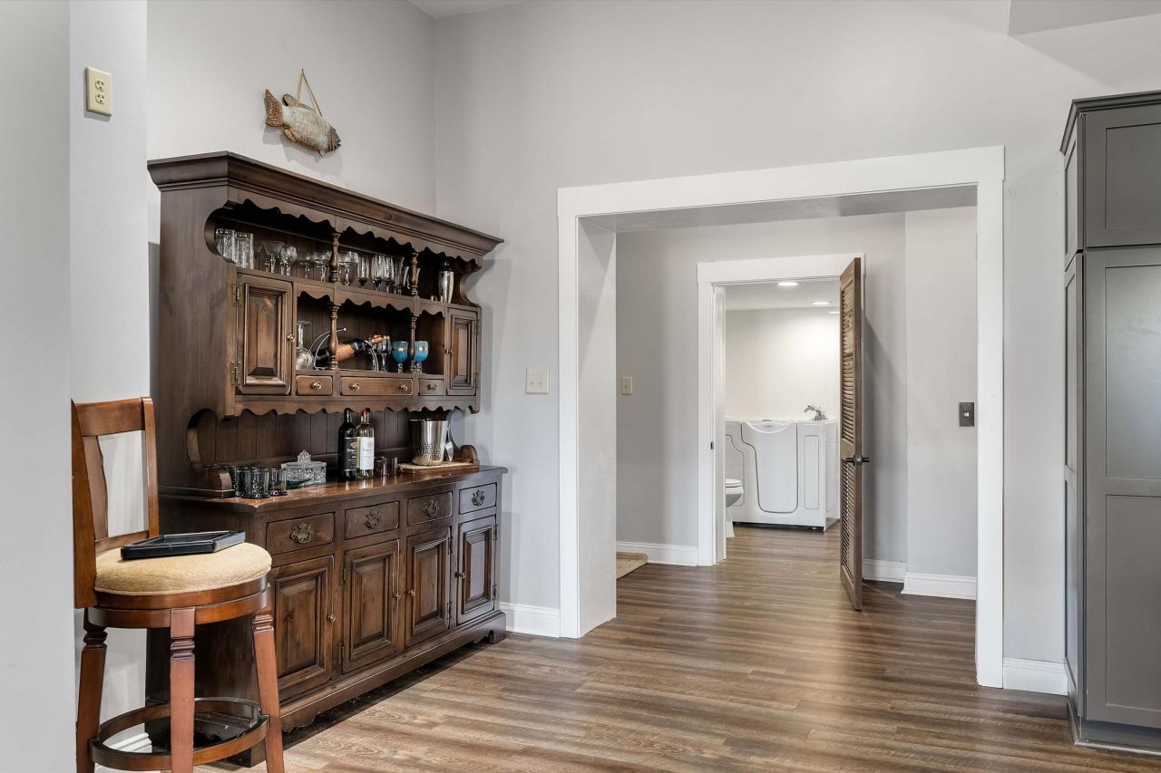 6411 China Back Lane Photo 49