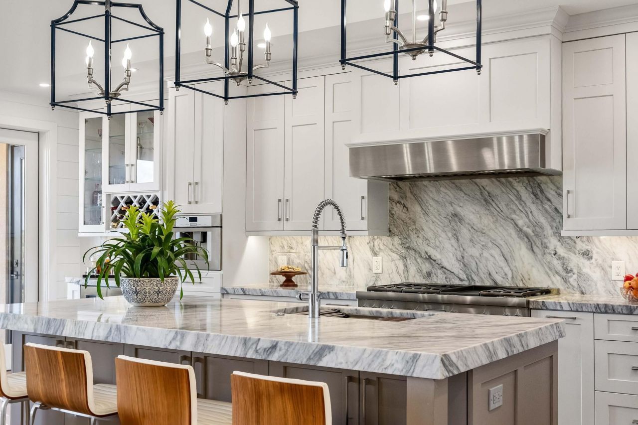 6411 China Back Lane Photo 9