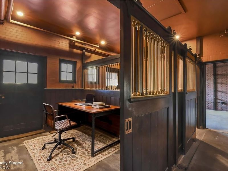 10 E Hanna Lane, Bratenahl, OH 44108 Photo 10