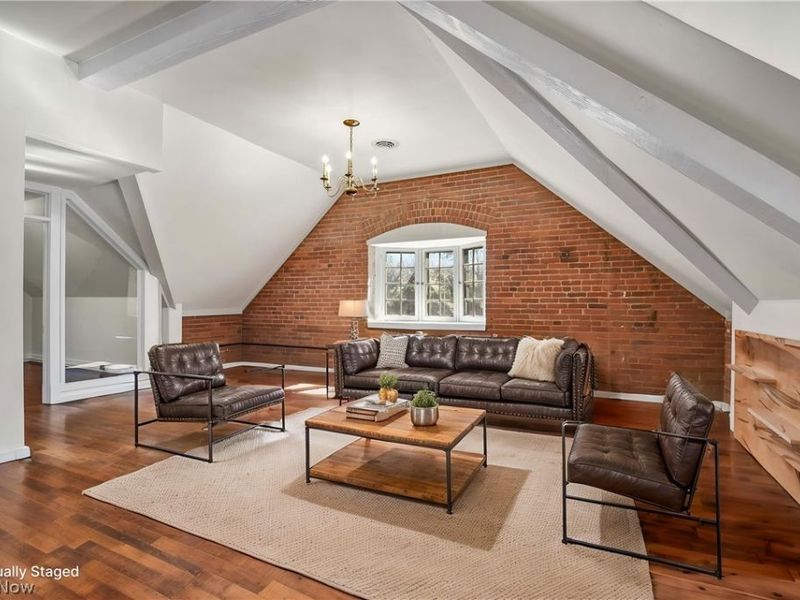 10 E Hanna Lane, Bratenahl, OH 44108 Photo 19