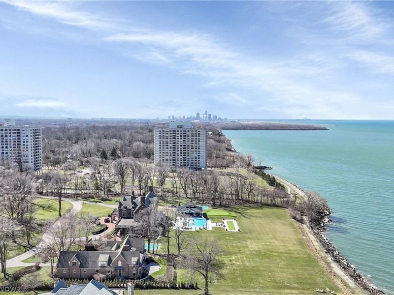 10 E Hanna Lane, Bratenahl, OH 44108 Photo 33