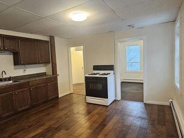 20 Main Street, Unit 1w, Spencer, MA 01562