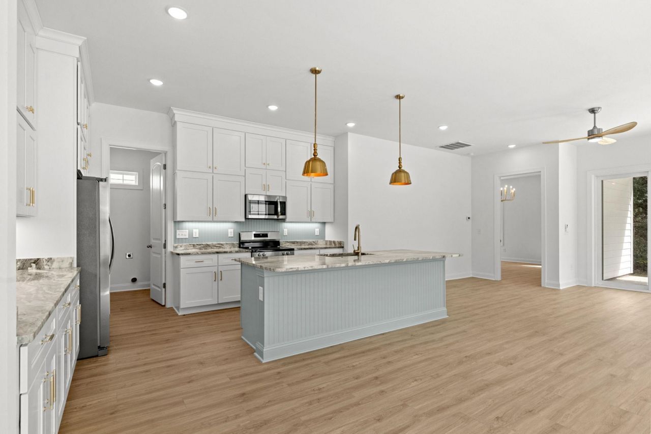 2247 Sand Dunes Dr. Photo 10