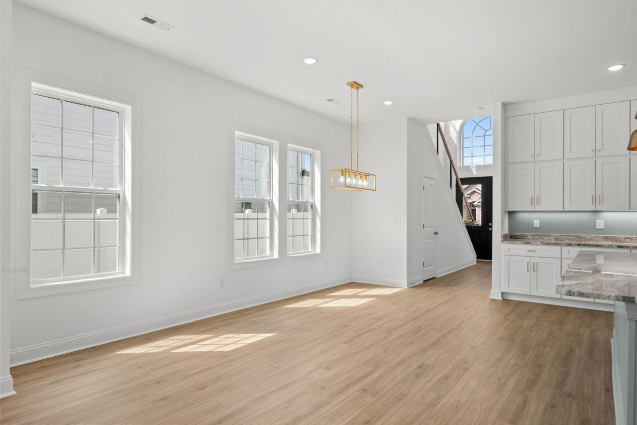 2247 Sand Dunes Dr. Photo 12