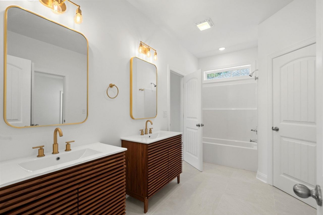 2247 Sand Dunes Dr. Photo 23