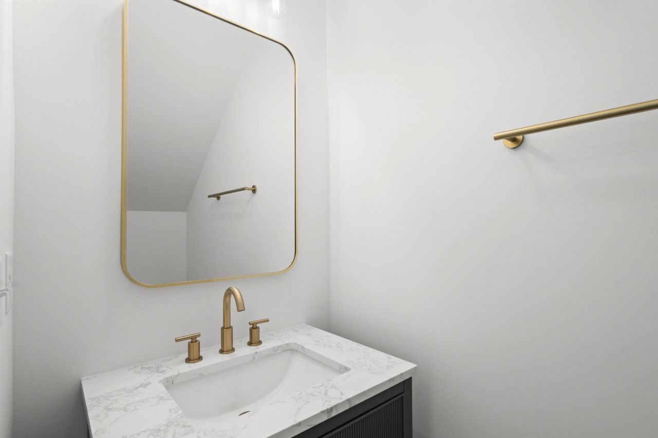 2247 Sand Dunes Dr. Photo 28