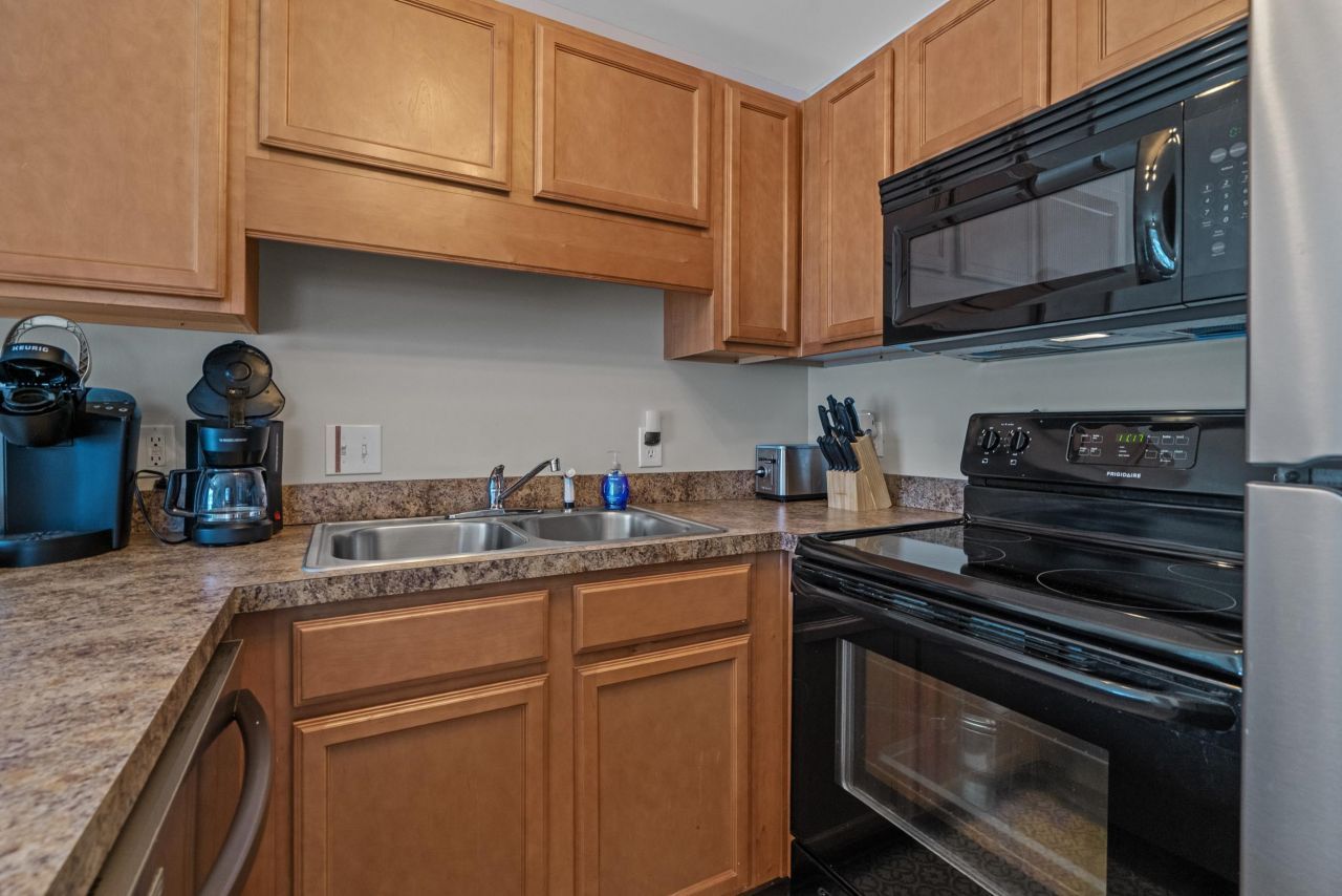 615 N Waccamaw Dr. Photo 5