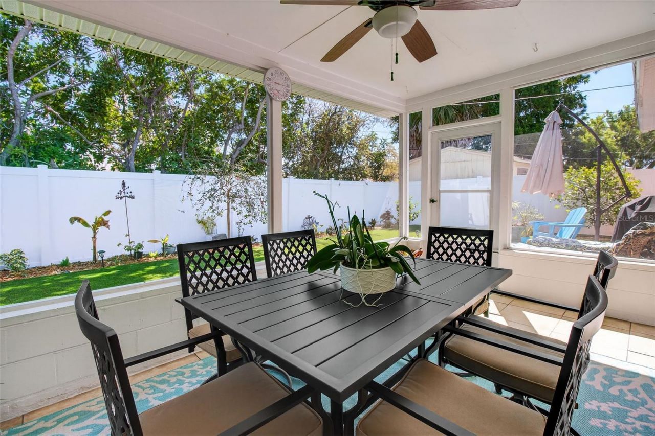 5723 1st Street Ne, Saint Petersburg, FL 33703 Photo