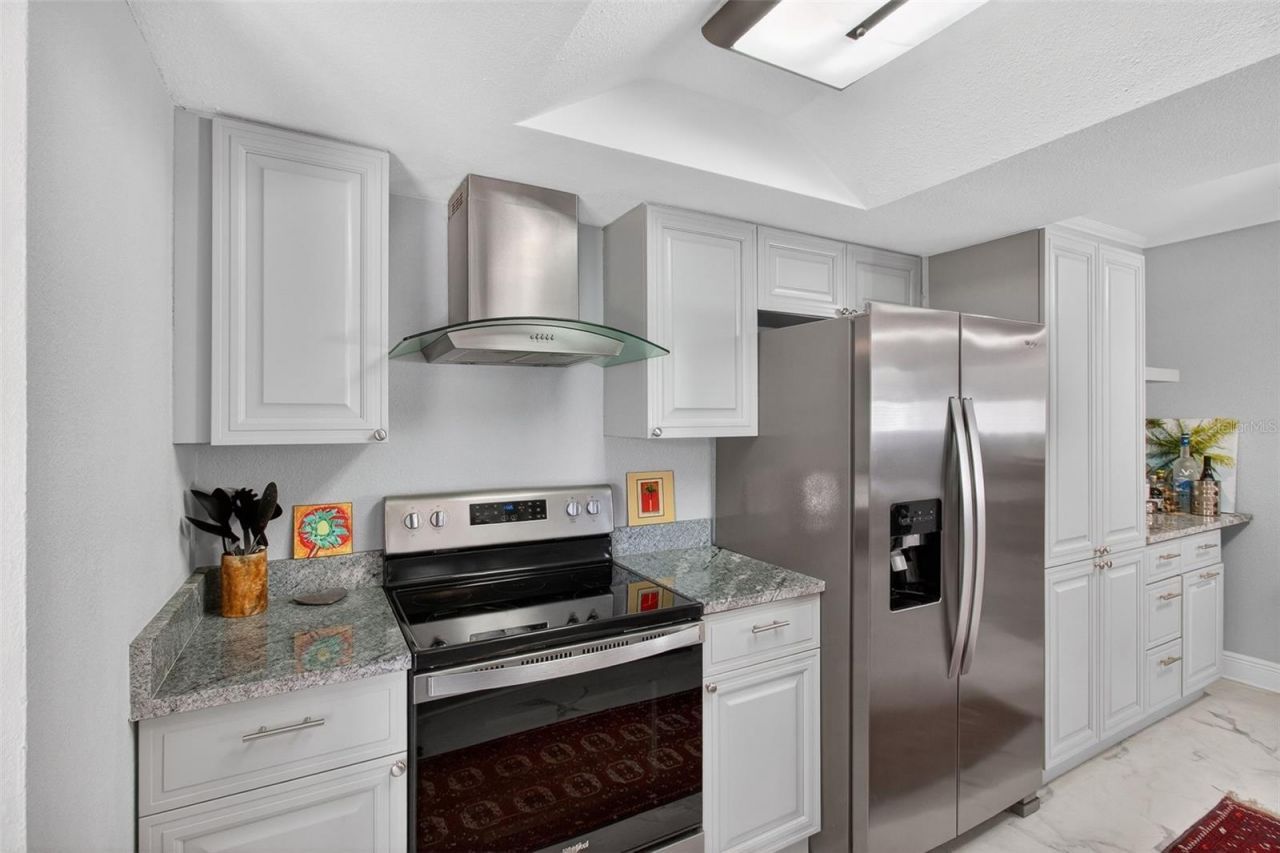 5723 1st Street Ne, Saint Petersburg, FL 33703 Photo