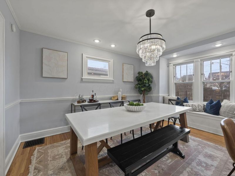 1096 W 2nd Avenue, Grandview, OH 43212 Photo 8