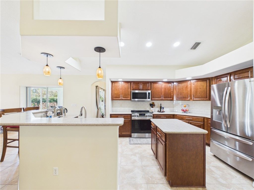 739 S Easy Street, Sebastian, FL 32958 Photo